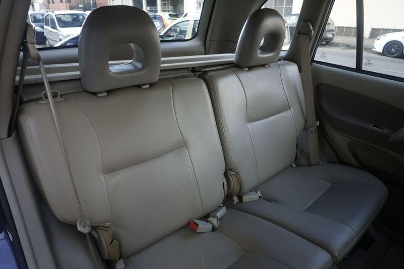 DR AUTOMOBILES dr5 DR AUTOMOBILES dr5 dr5 1.6 16V Bi-Fuel GPL 80KW ANNO 2010