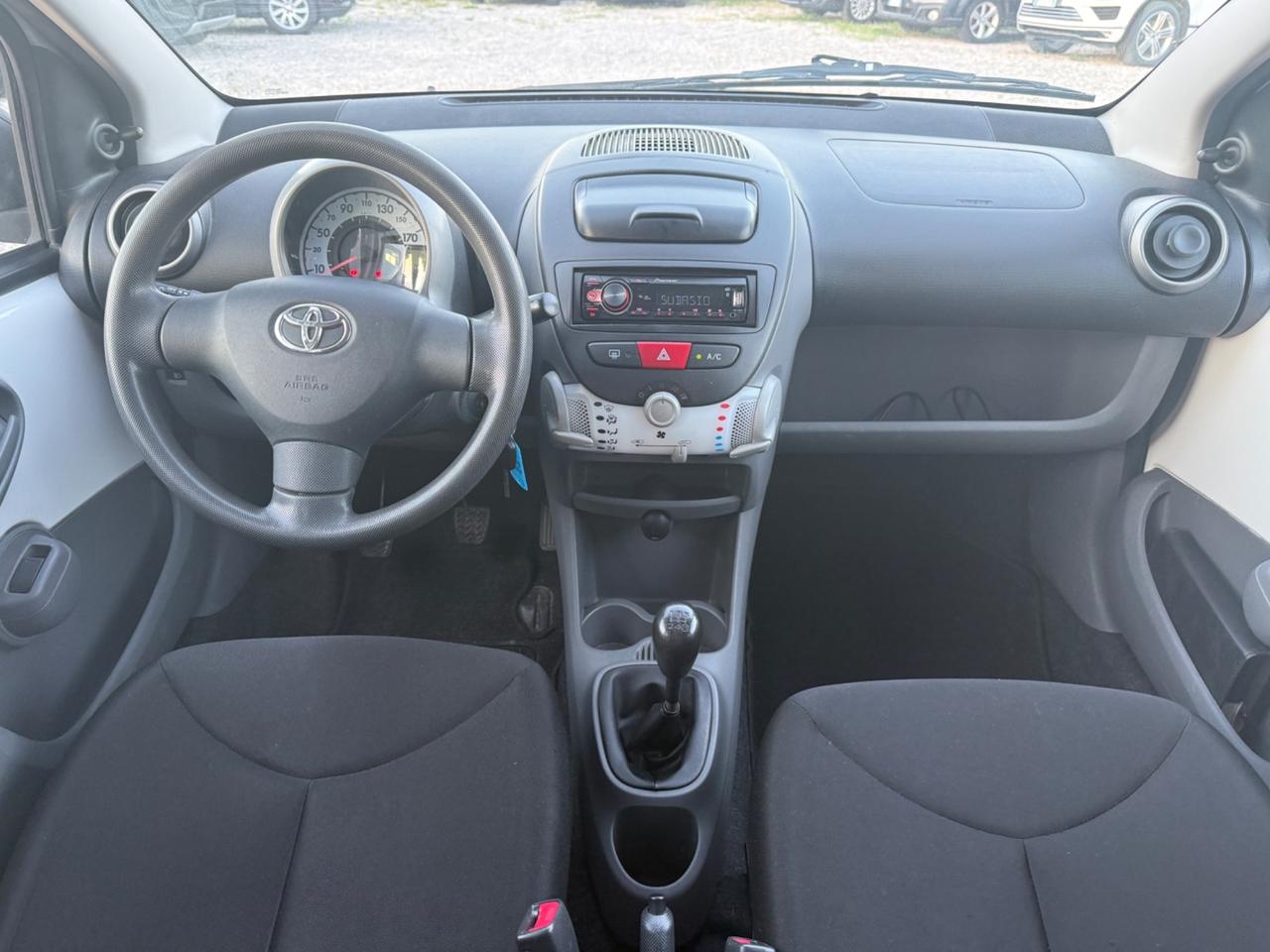 Toyota Aygo 1.0 12V VVT-i 5 porte Deep Ocean Connect