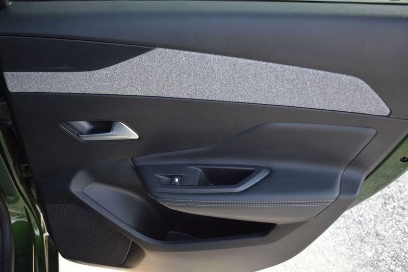 Peugeot 308 308 Hybrid 136 e-DCS6 Allure