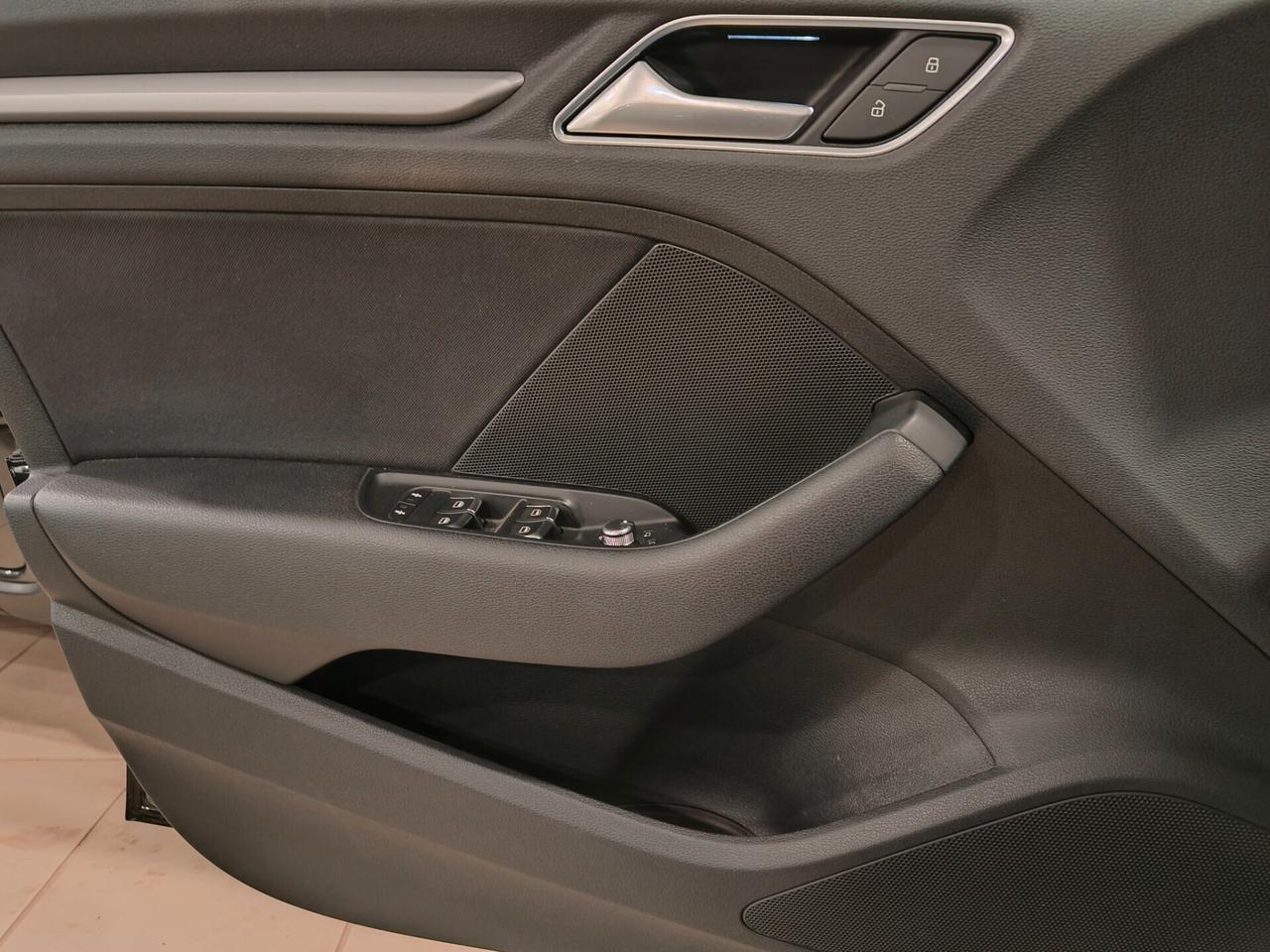 Audi A3 1.6 TDI S LINE Aut.