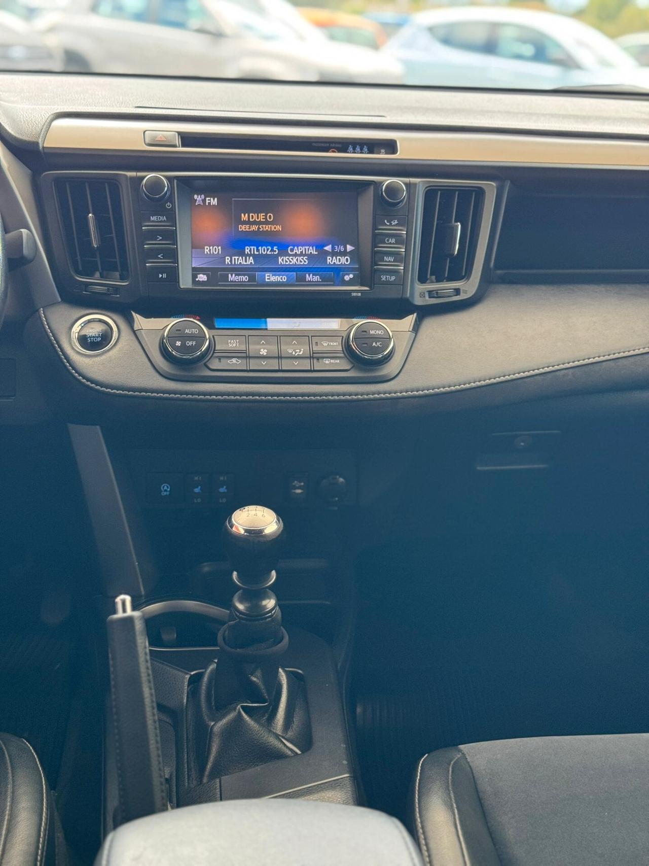 Toyota RAV 4 RAV4 2.0 D-4D 2WD Lounge