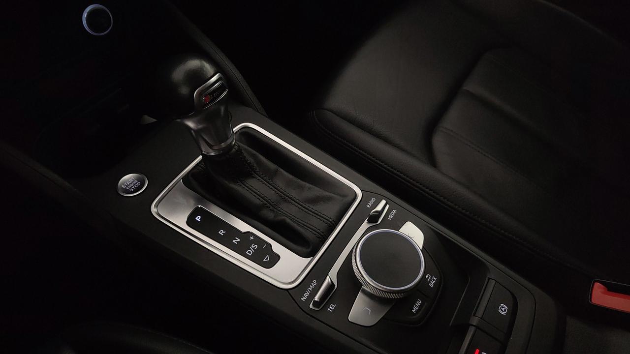 AUDI Q2 1.4 tfsi Sport s-tronic