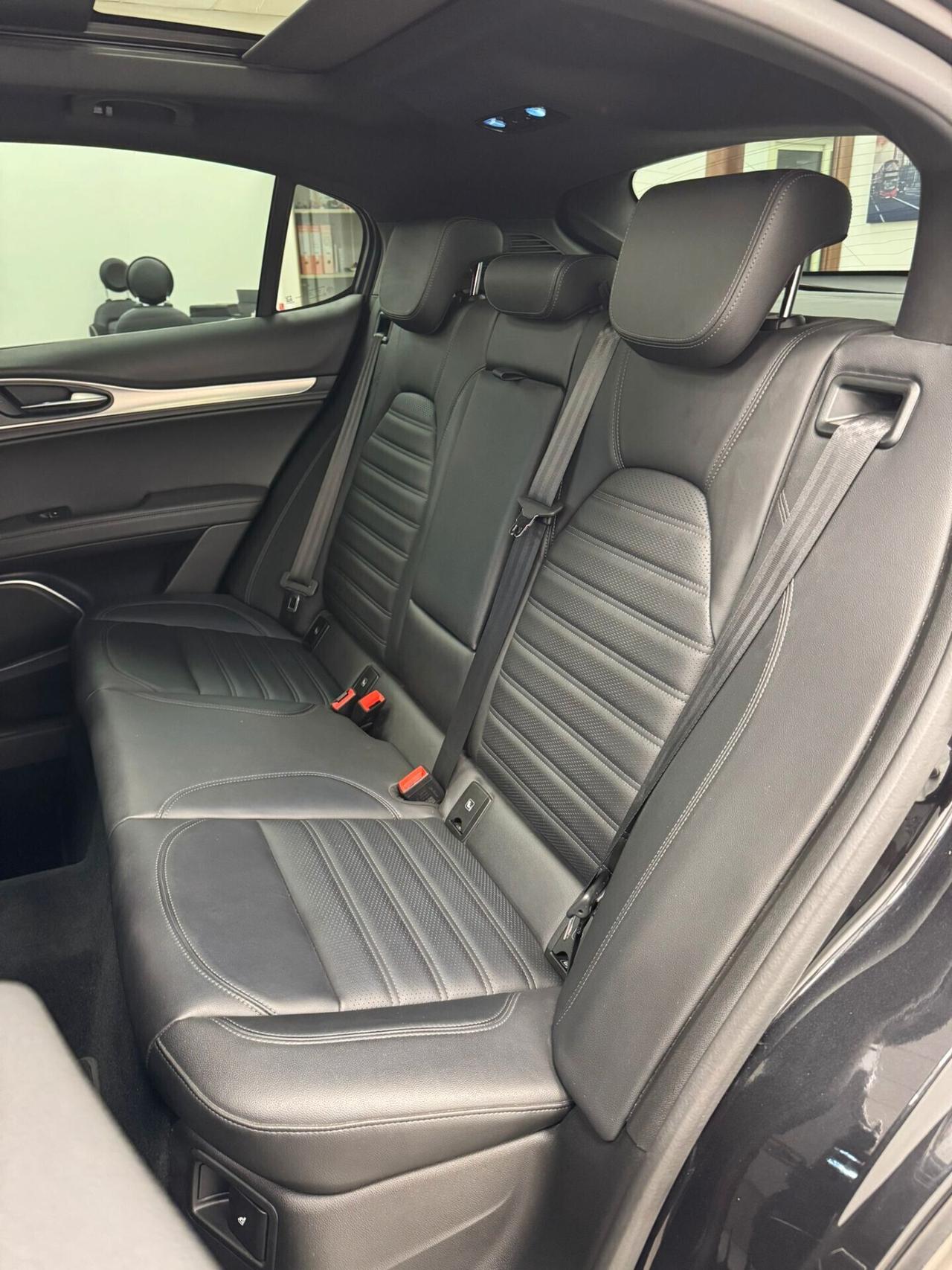 Alfa Romeo Stelvio 2.2 Turbodiesel 190 CV AT8 Q4 Sprint