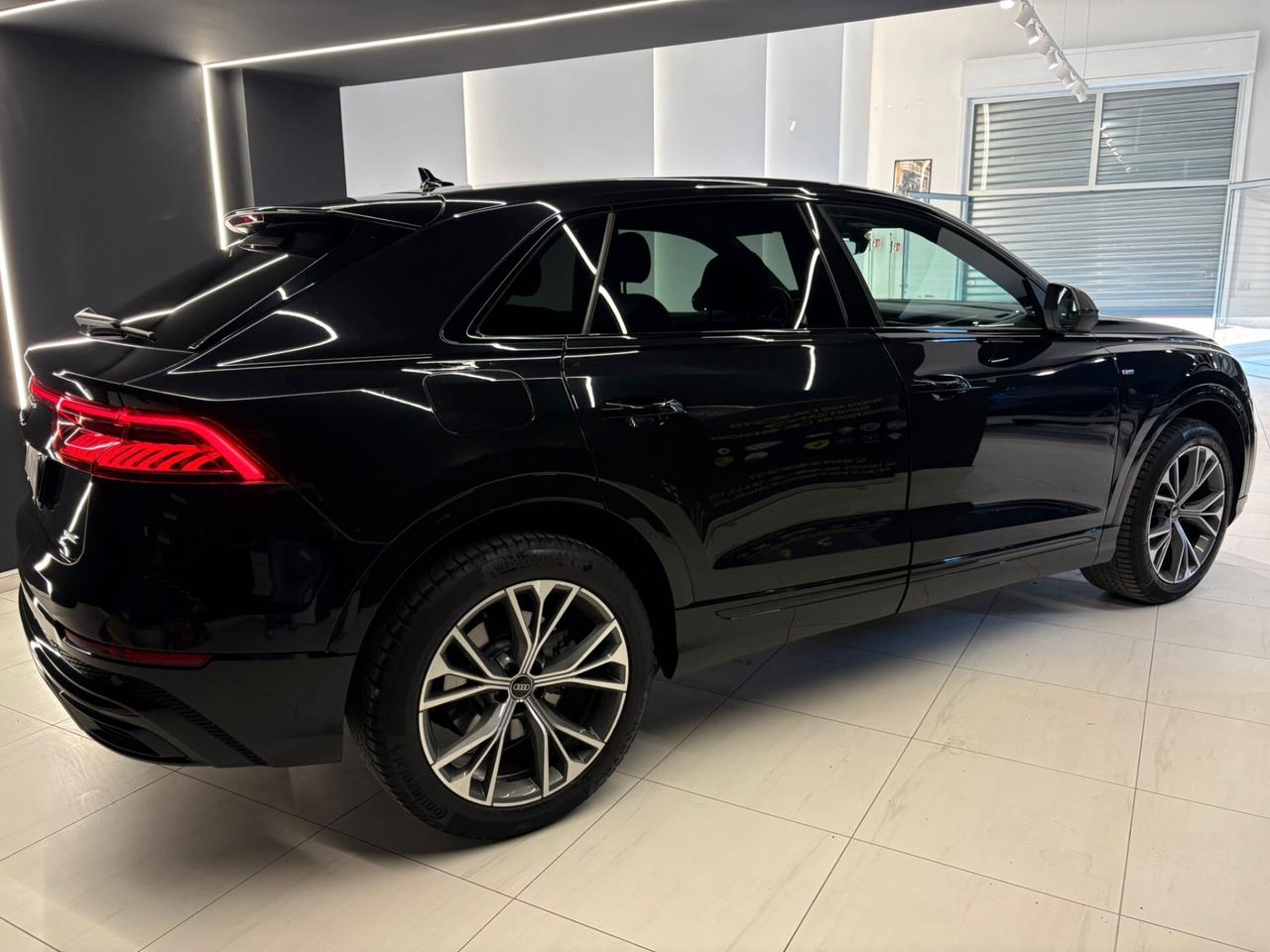 Audi Q8 50 TDI 286 CV S-LINE Quattro tiptronic