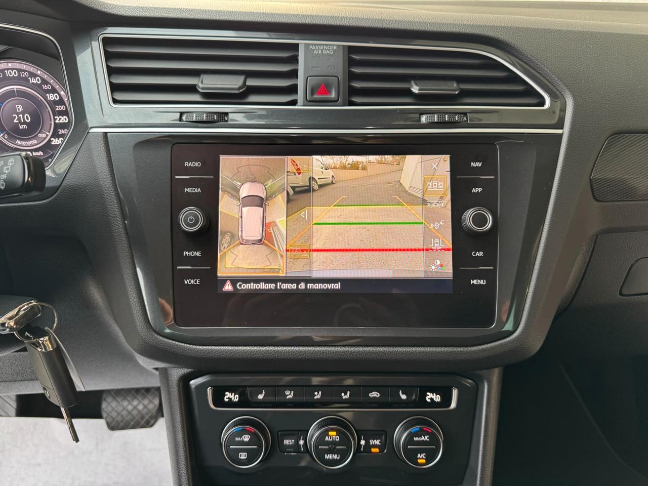 Volkswagen Tiguan 2.0tdi DSG R-Line 4M GARANZIA24M