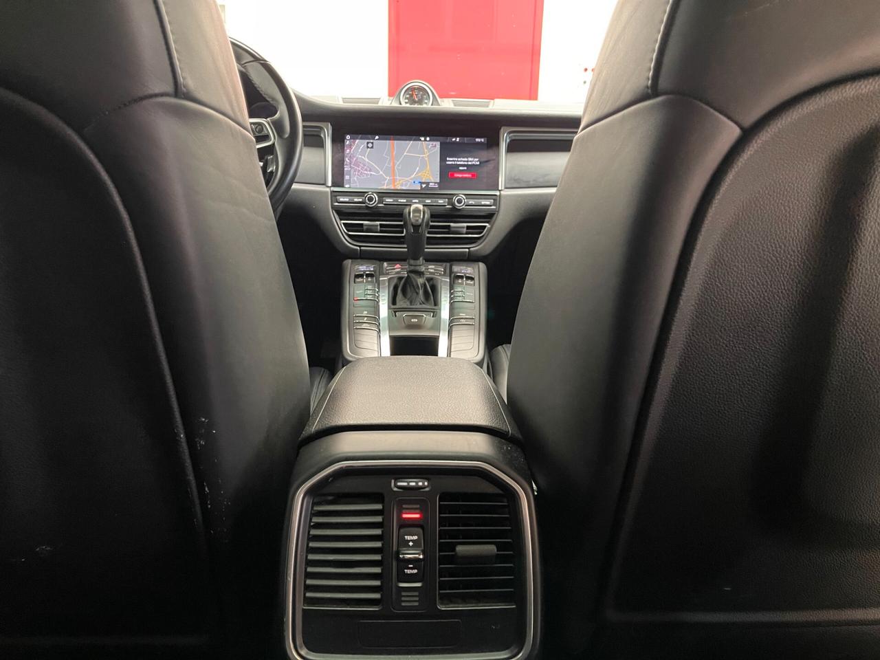 Porsche Macan 2.0 245cv pdk-LEGGI SOTTO