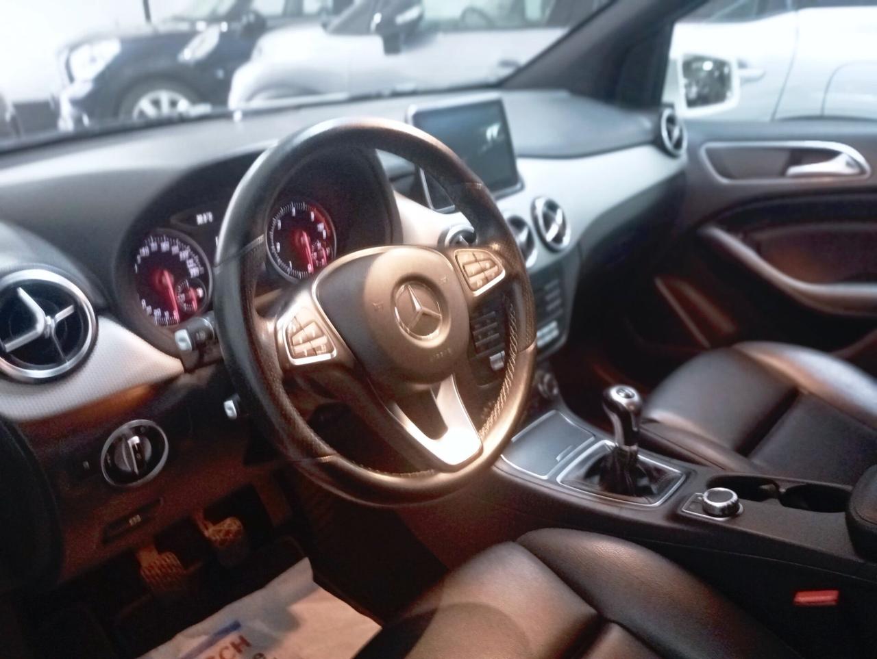 Mercedes-benz B 180 B 180 d Premium