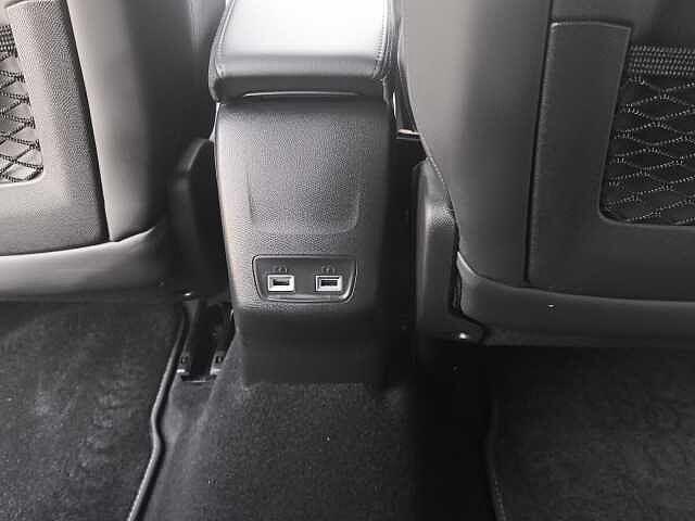 Peugeot 2008 PureTech 130 S&S EAT8 GT
