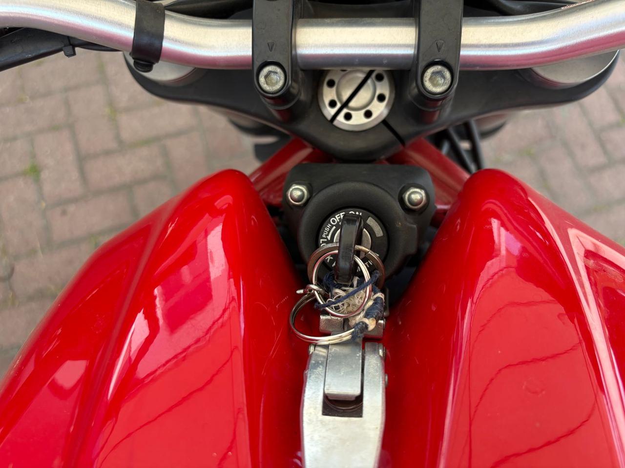 Ducati Monster 695 695 #23