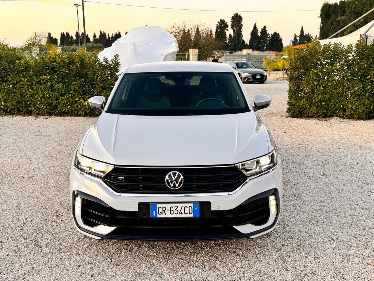 Volkswagen T-Roc R 2.0 TSI DSG 4MOTION BlueMotion Technology