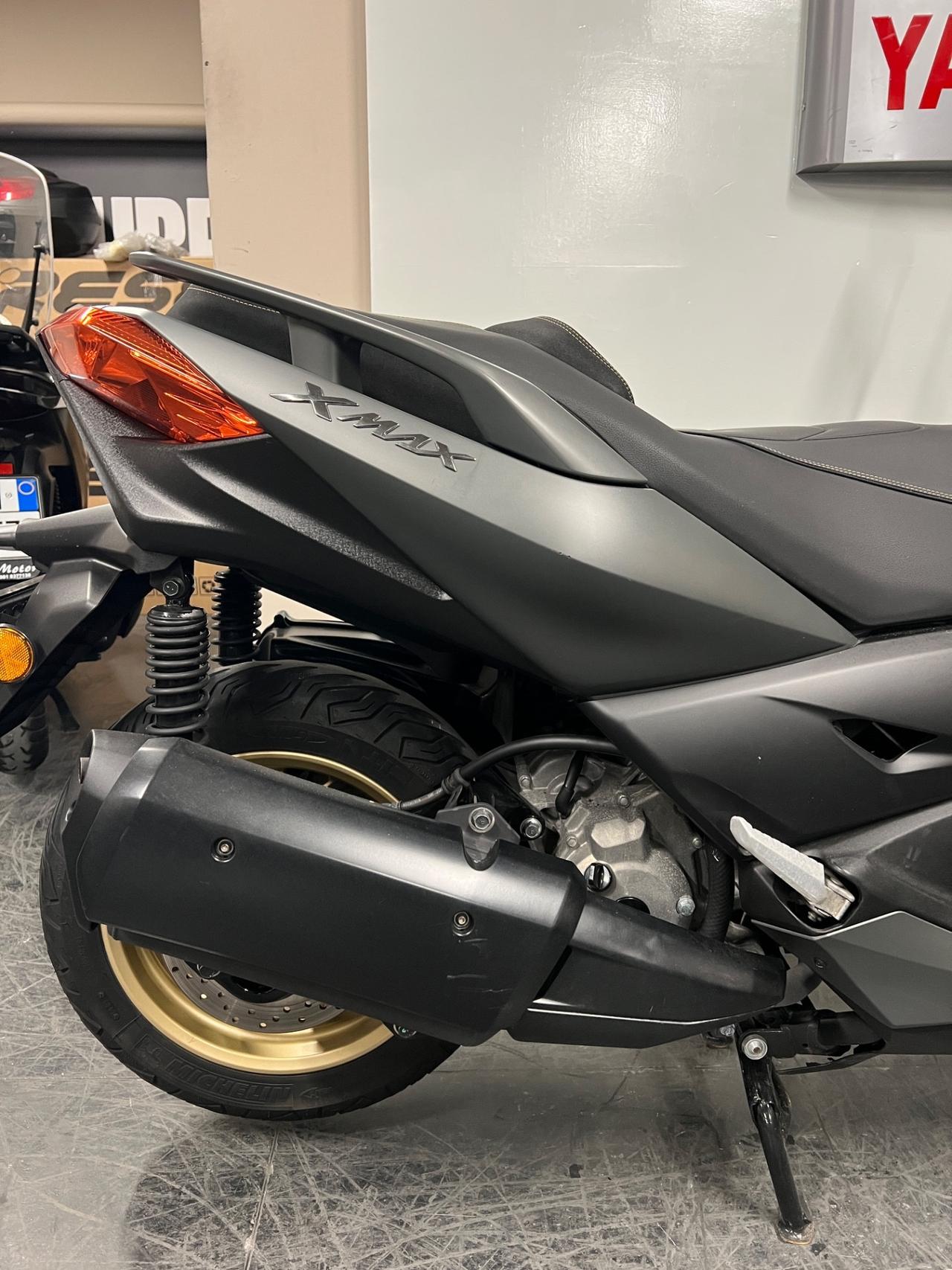 Yamaha X-Max 300 Tech max