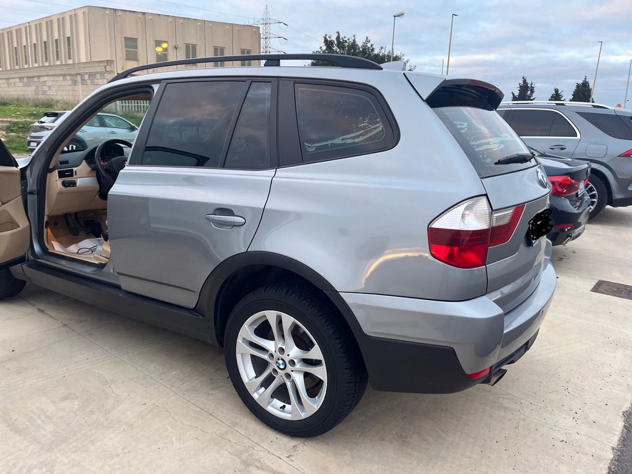 Bmw X3 2.0d cat Futura