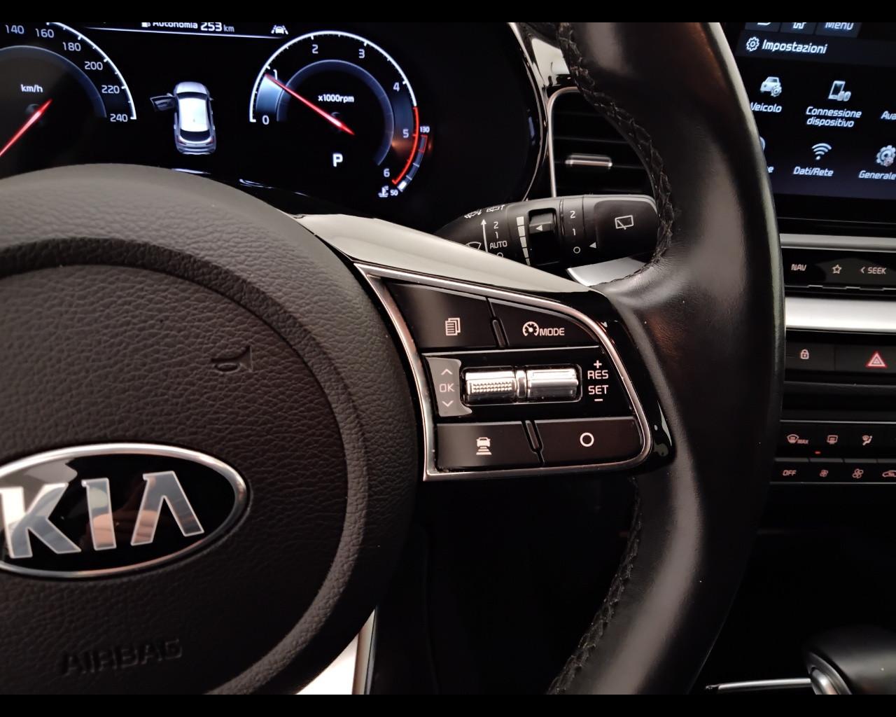 KIA XCeed 2019 - XCeed 1.6 crdi mhev High Tech Adas Pack Plus 136cv dct