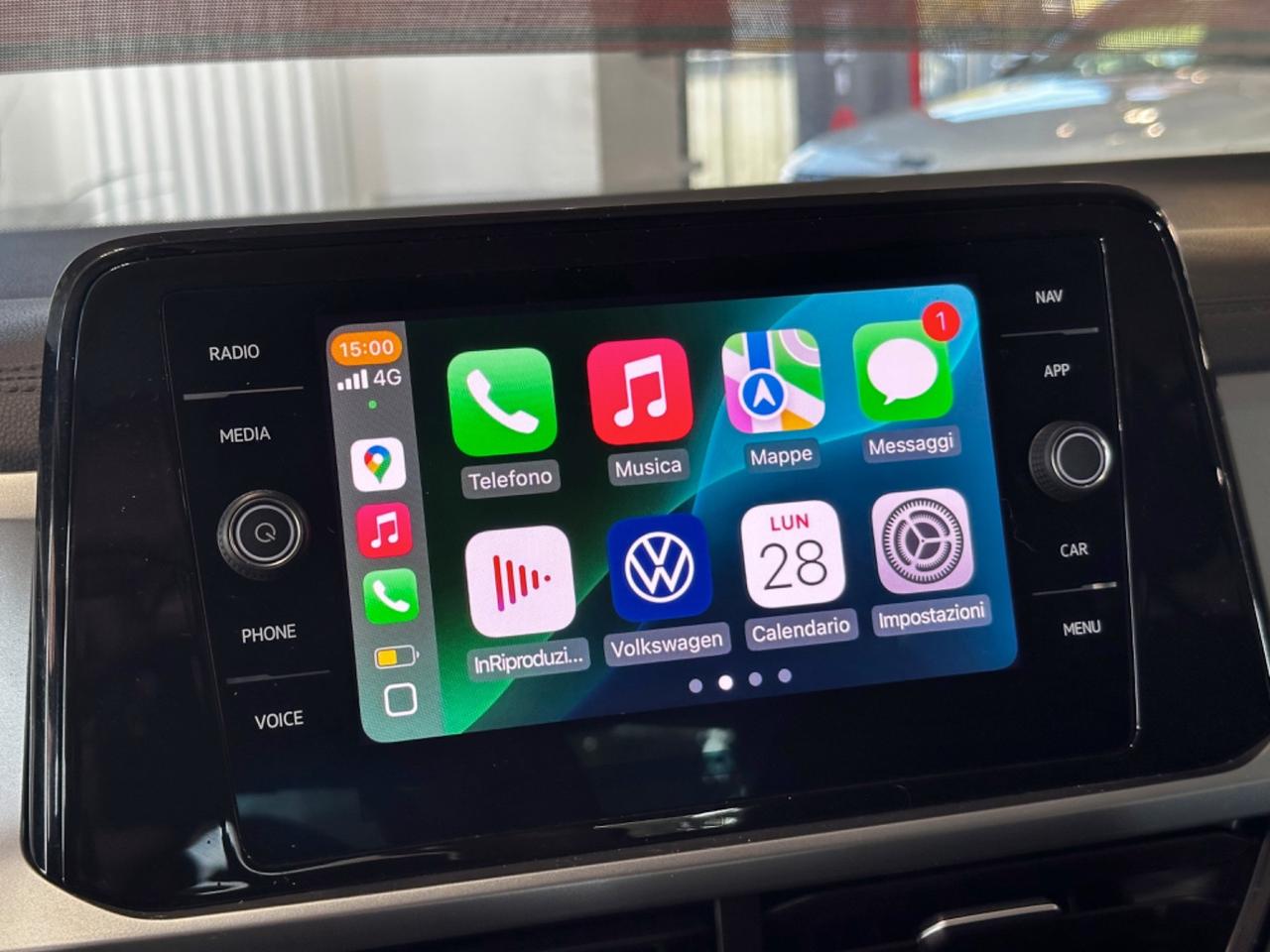 Volkswagen T-Roc 110cv LED CarPlay PREZZO VERO!