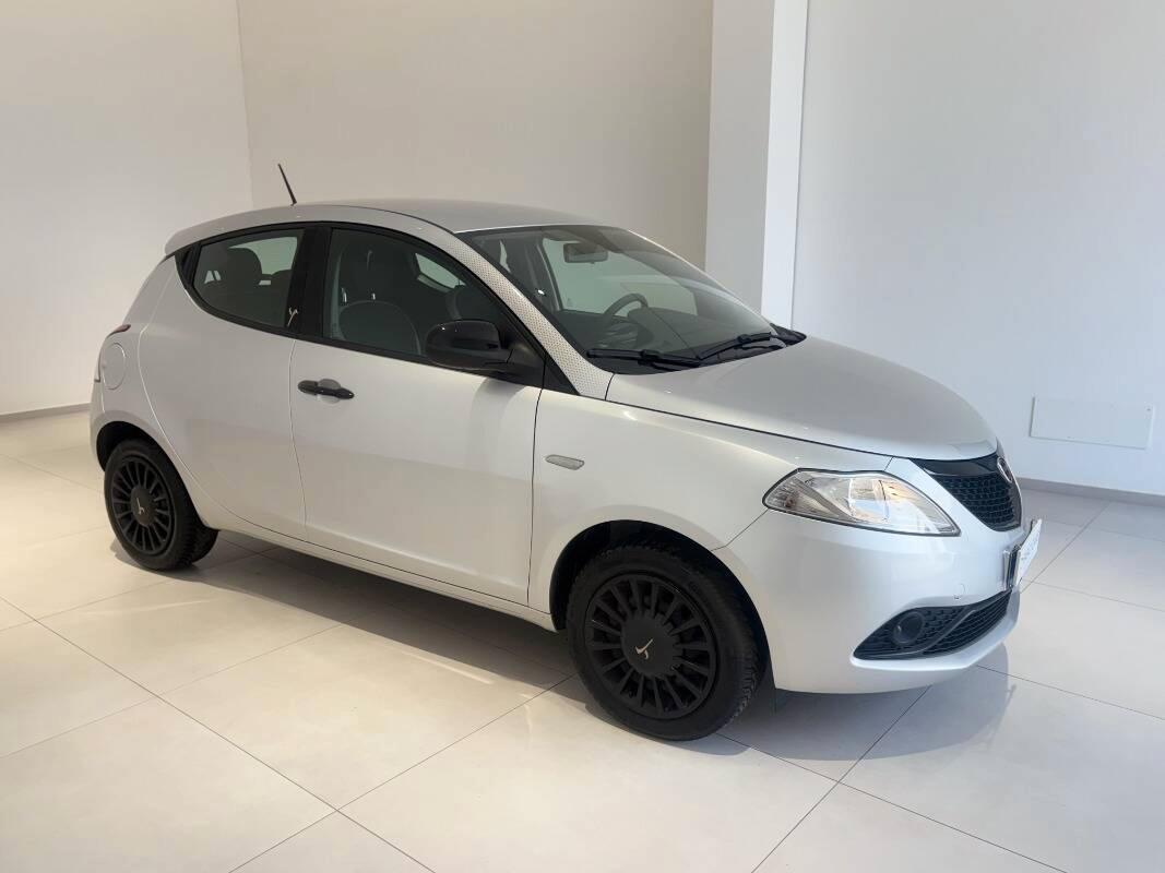 Lancia Ypsilon 1.2 Gold s&s 69cv my19