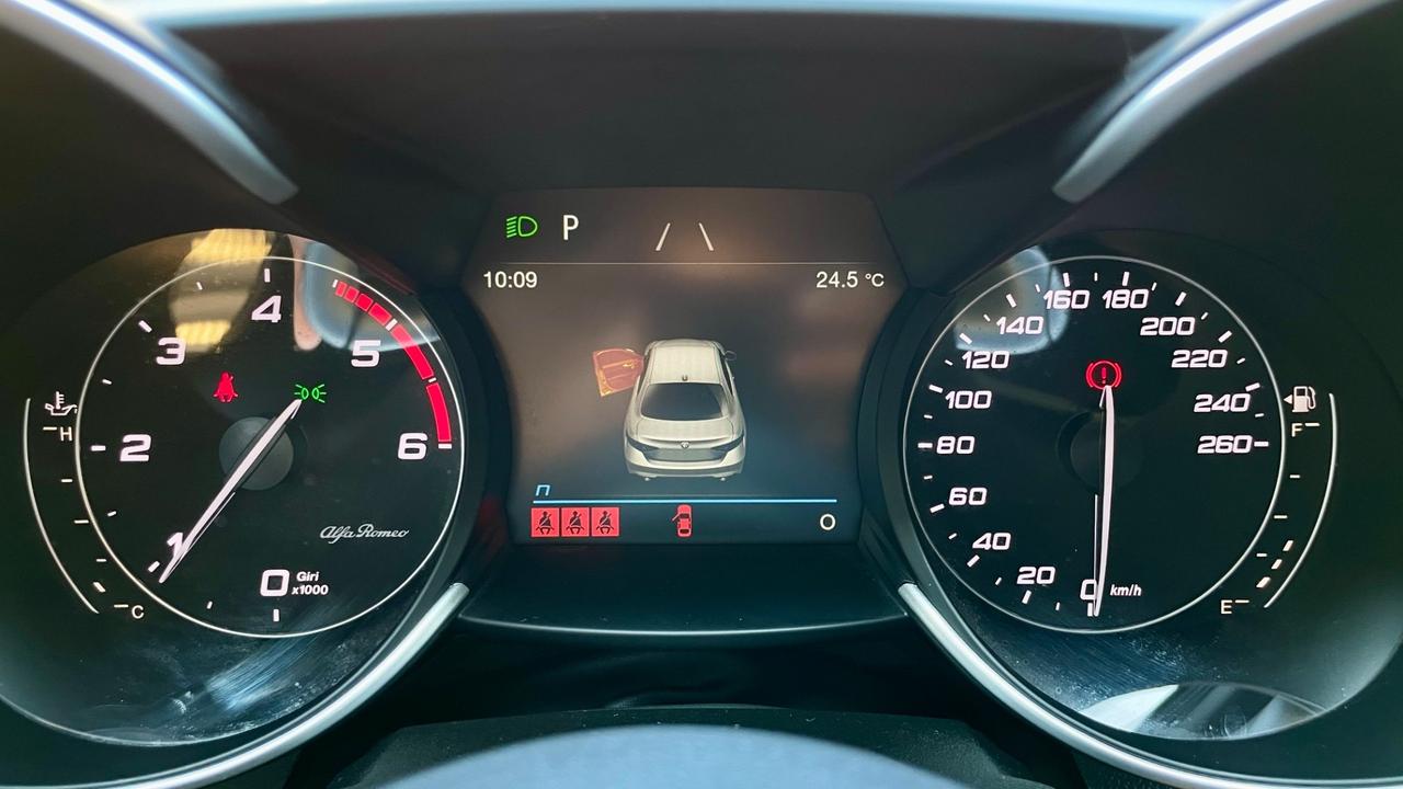 Alfa Romeo Giulia 2.2 Turbodiesel 160 CV AT8 Super