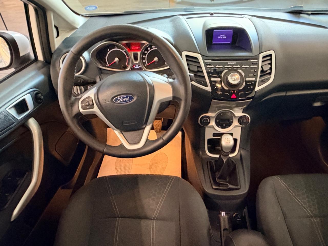 Ford Fiesta 1.4 TDCi 70CV 5 porte Titanium