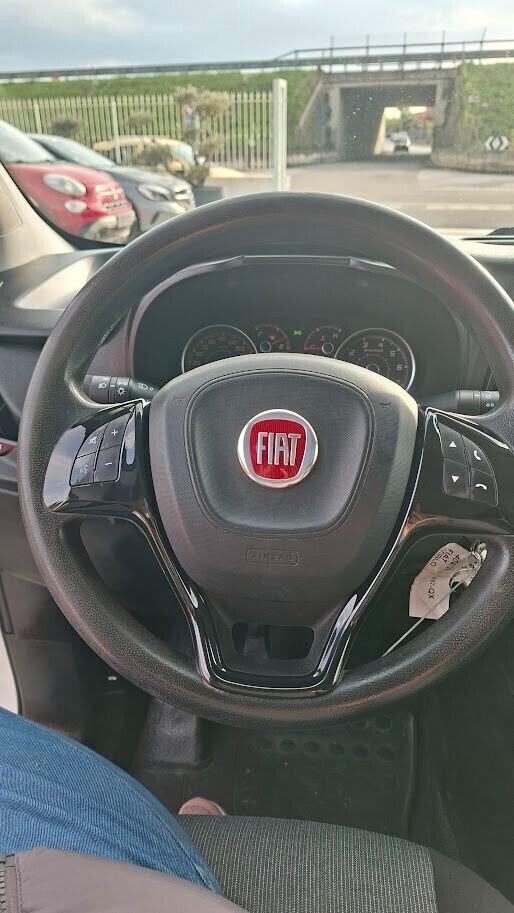 Doblò 1.6 MJT 105CV PL-TN Cargo Maxi Lamierato SX 3 posti