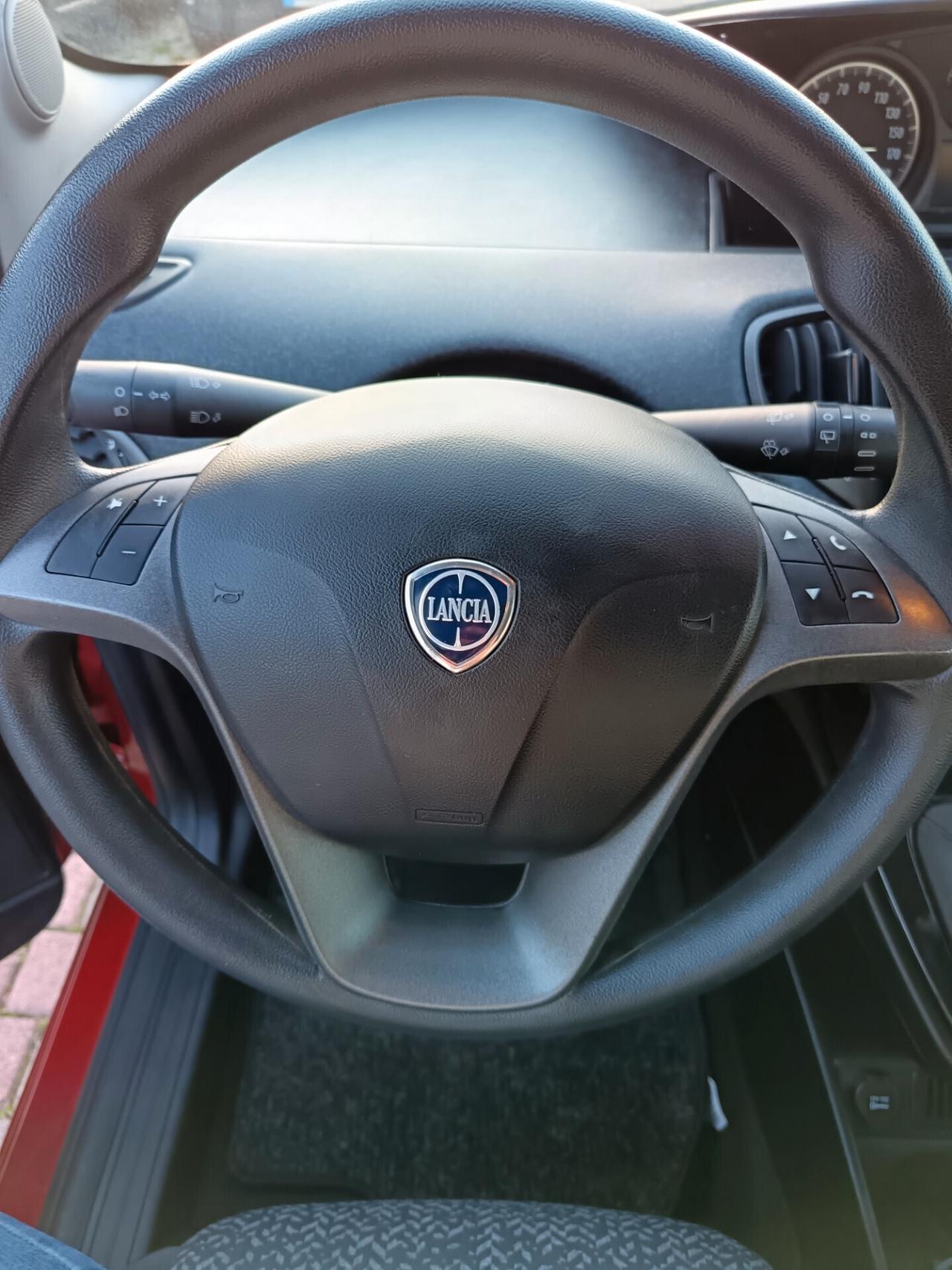 Lancia Ypsilon 1.2 69 CV 5 porte GPL S&S Elefantino Blu