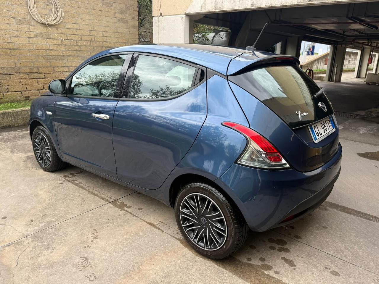 Lancia Ypsilon 1.0 FireFly 5 porte S&S Hybrid FINANZIABILE !!!