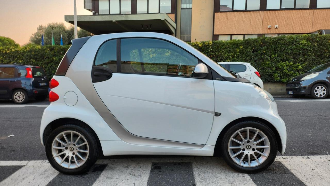 Smart ForTwo 1000 52 kW coupé passion