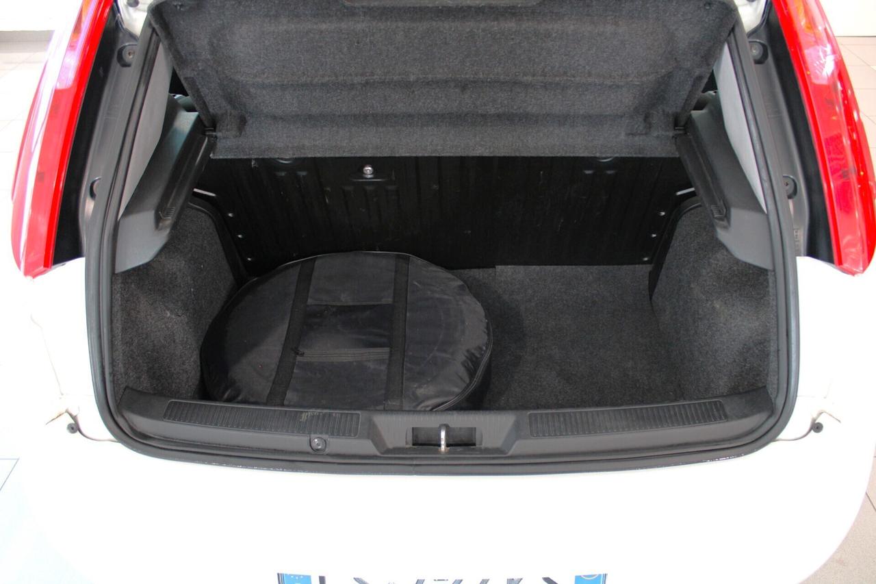 FIAT Punto 1.4 benz.GPL Street - 2017