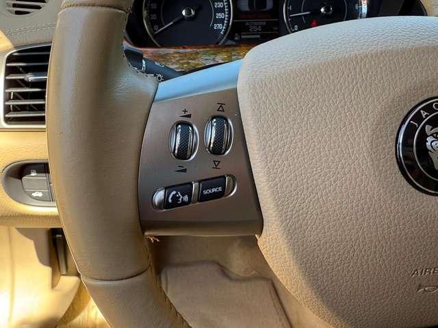 Jaguar XKR Cabrio 4.2 V8 s/c R**UNICA**FULL SERVICE JAGUAR