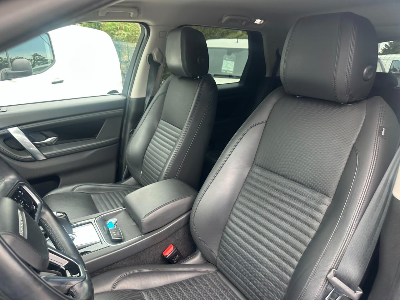 Land Rover Discovery Sport 2.0 Si4 200 CV AWD Auto HSE
