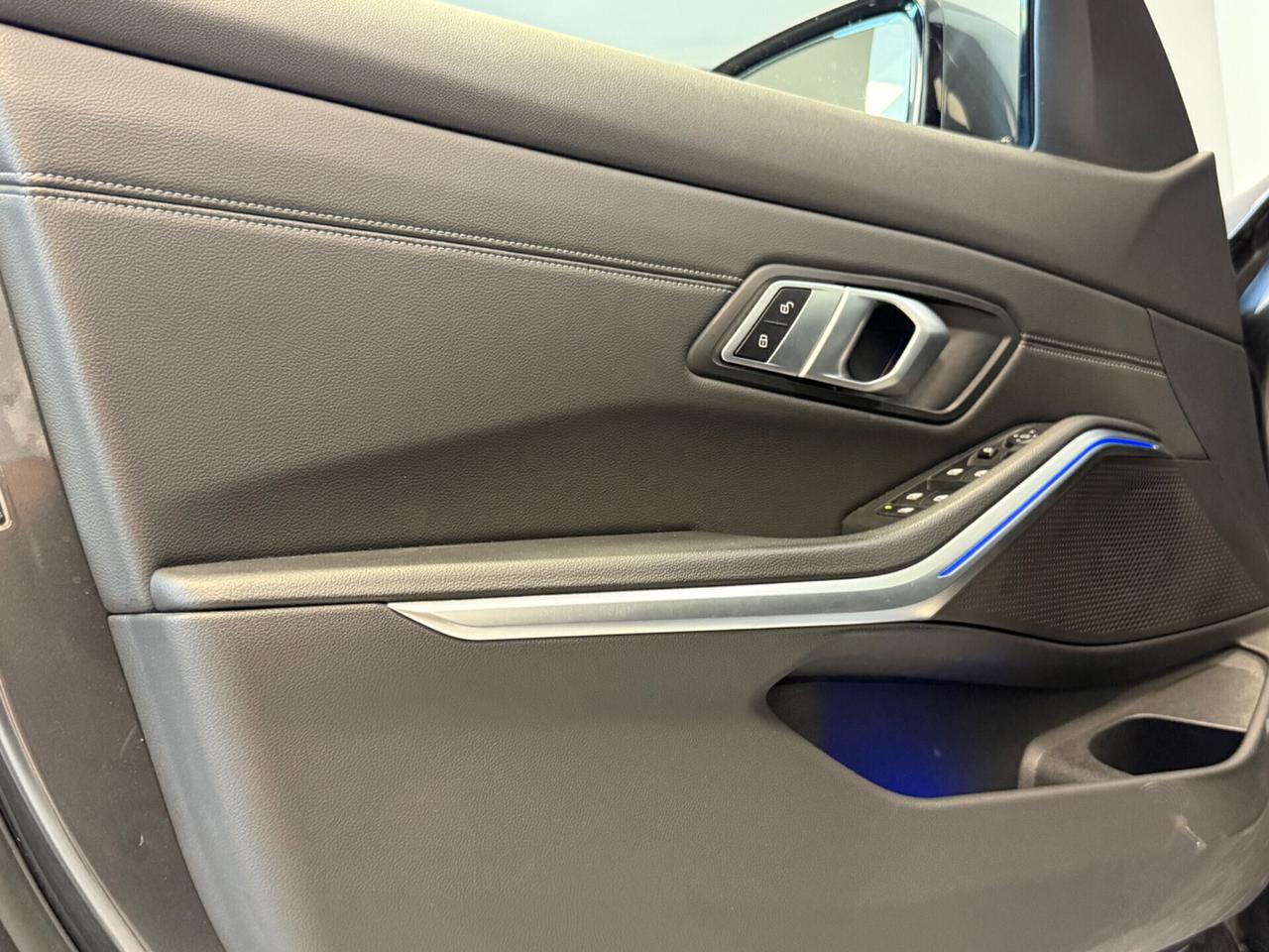 Bmw 318 2.0 150cv Sport Tetto Garanzia 12/24/36