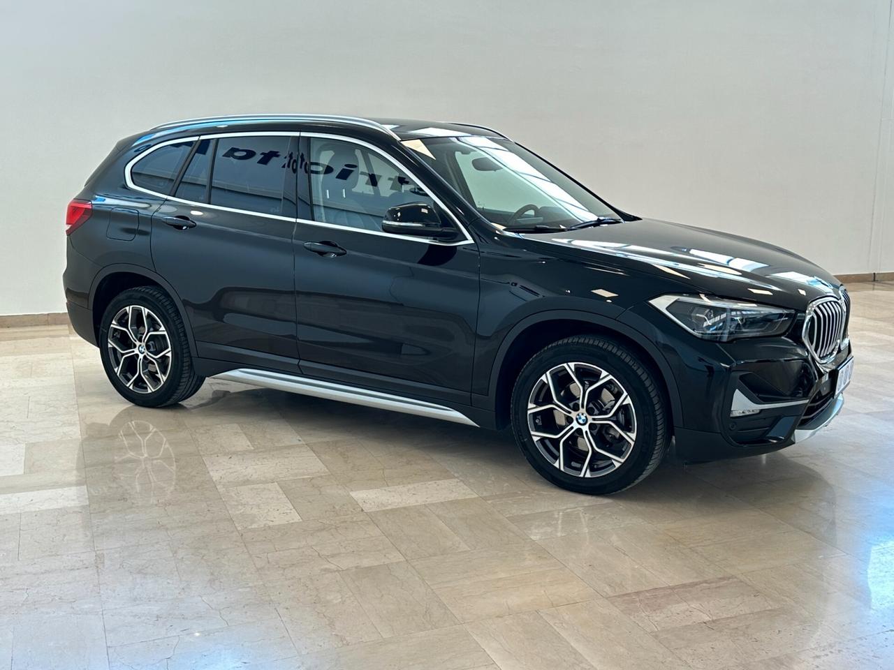 BMW X1 sdrive18d X-LINE auto