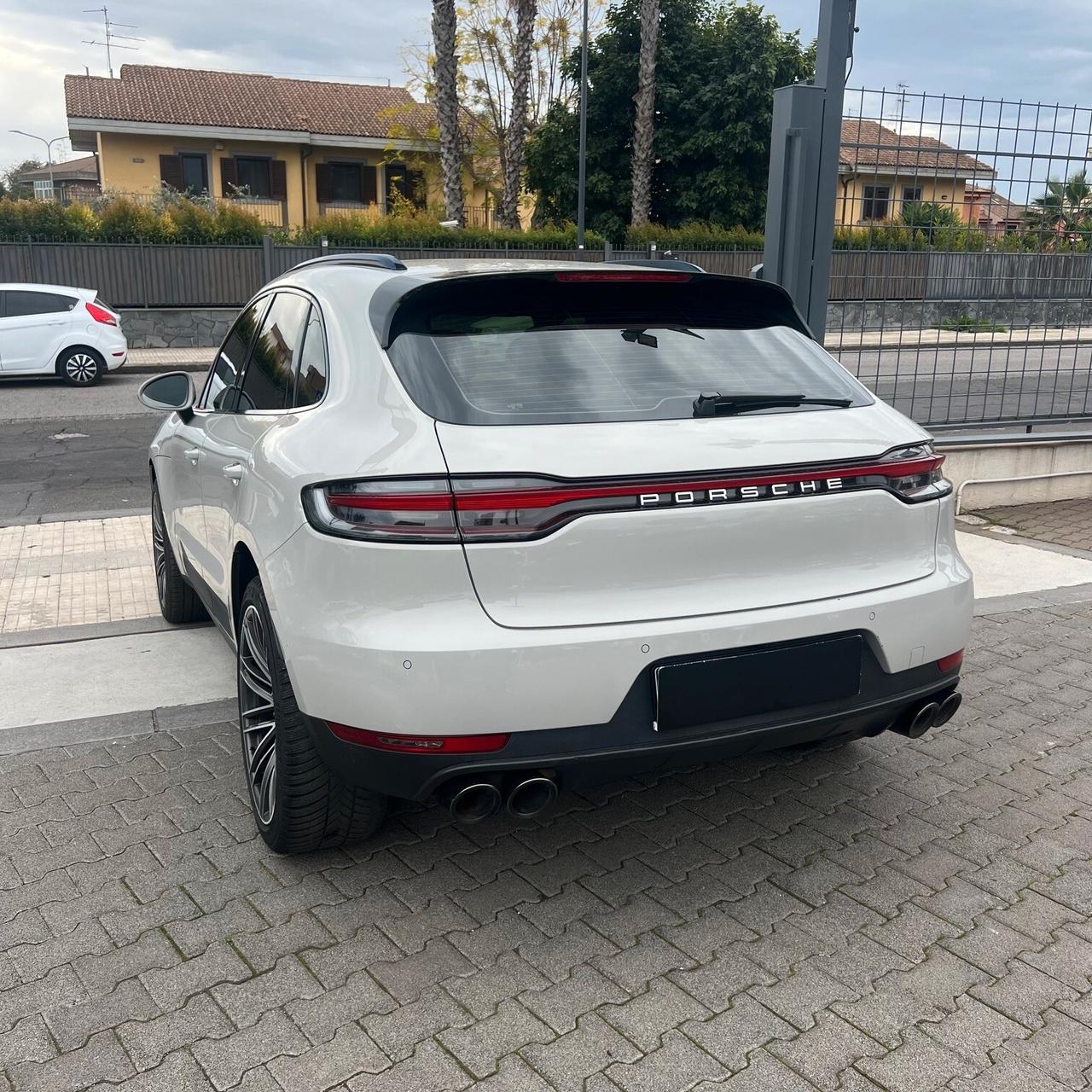 Porsche Macan 2.0
