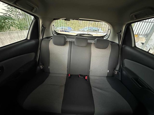 TOYOTA Yaris 1.5 Hybrid 5 porte Active AUTOMATICA PER NEOPATENT