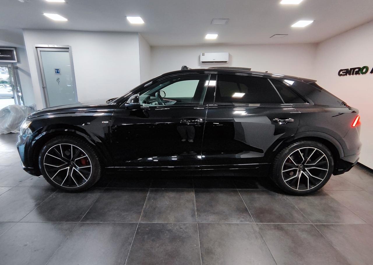 Audi Q8 50 TDI 286 CV quattro tiptronic S Line Tetto Matrix Night