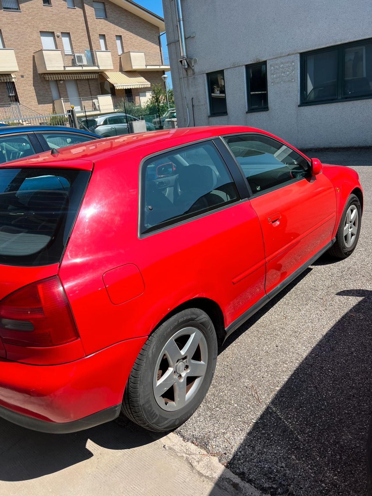 Audi A3 1.8 20V cat 3p. Ambition
