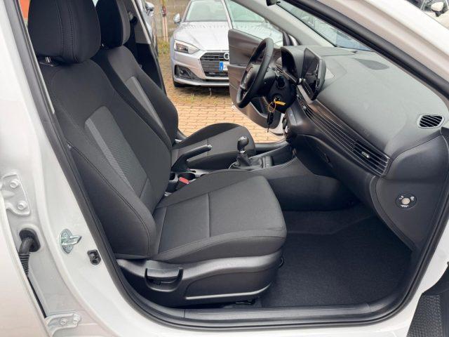 HYUNDAI i20 1.2 MPI MT Connectline