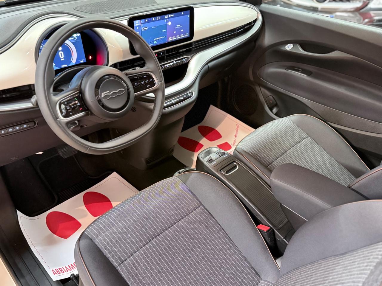 Fiat 500 500e 42 kWh La Prima