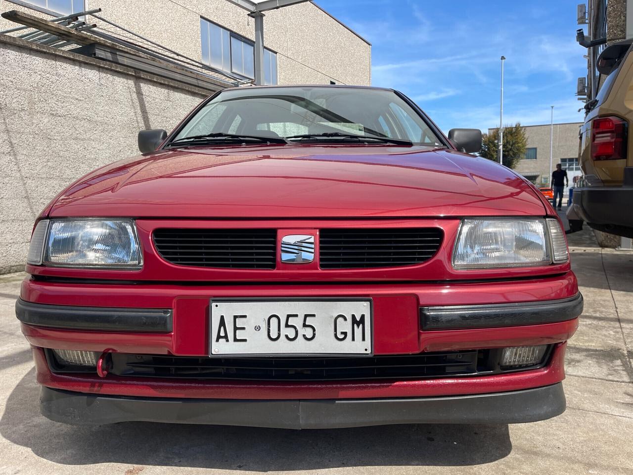 SEAT CORDOBA 1995-1.6i-GLX-BENZINA-UNI PROP 66.000km