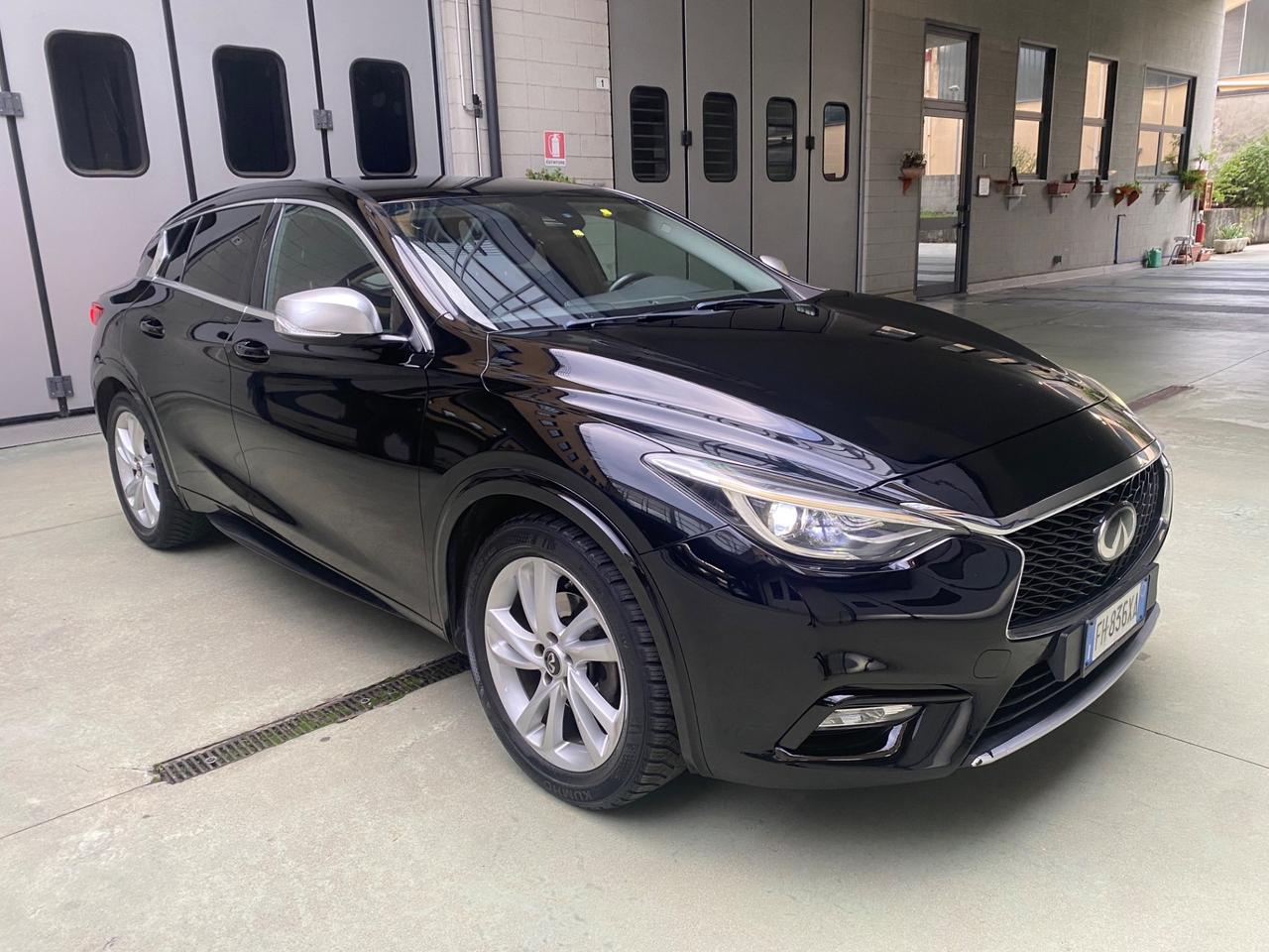 Infiniti Q30 1.5 diesel Premium Tech