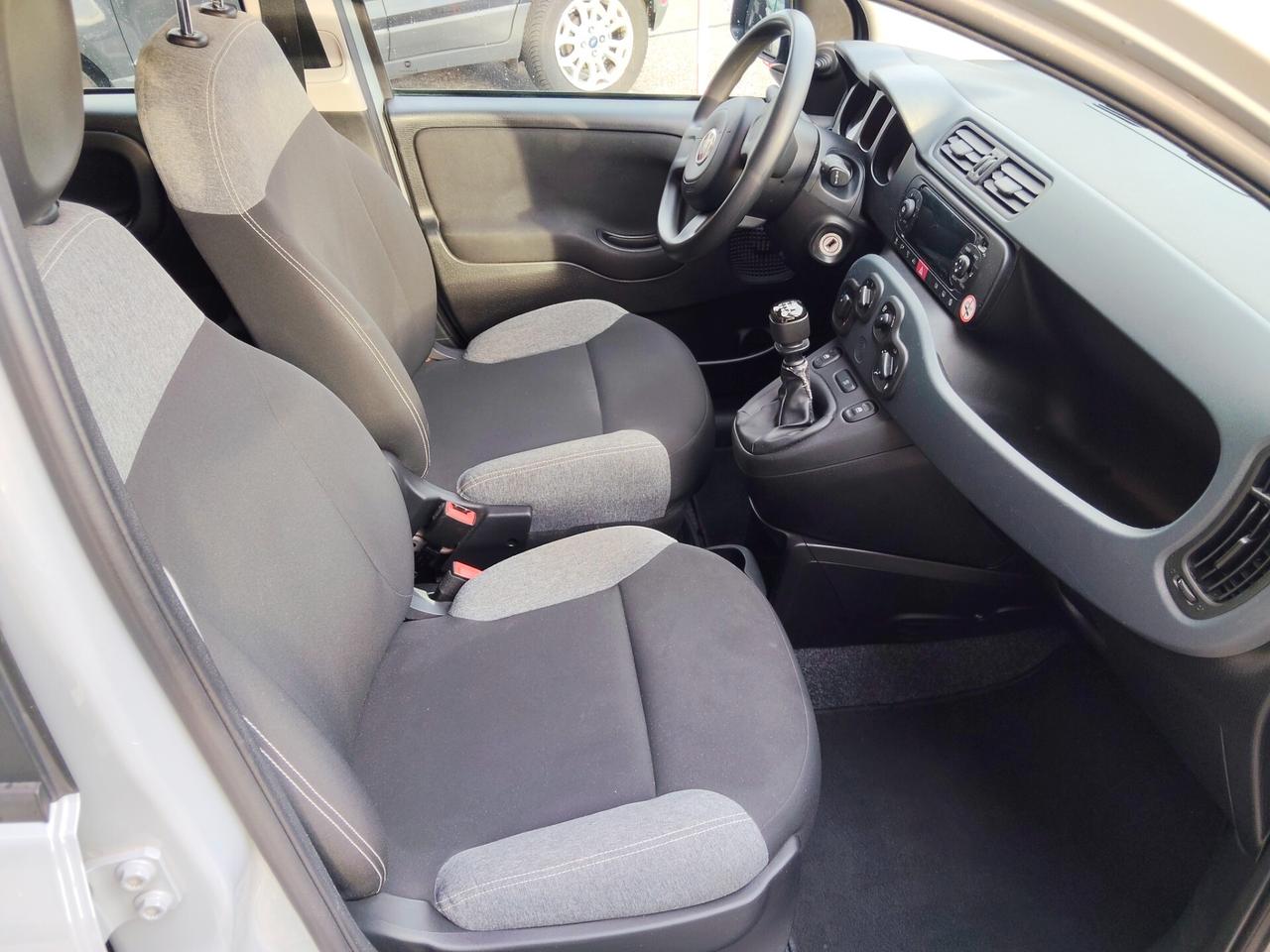 Fiat Panda 1.0 Hybrid 5° posto, radio, clima.. unicoproprietario