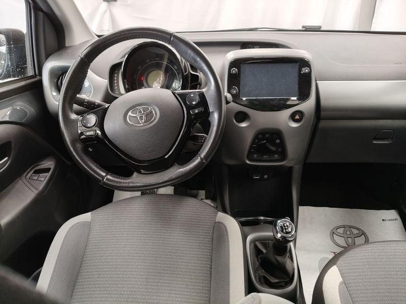 Toyota Aygo Aygo Connect 1.0 VVT-i 72 CV 5 porte x-play