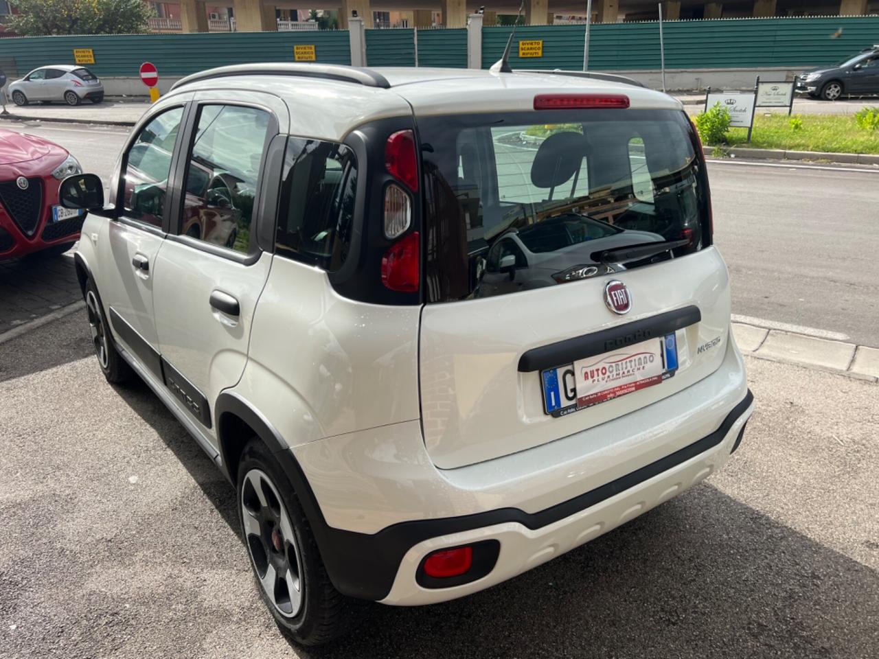 Fiat Panda 1.0 FireFly S&S Hybrid City Cross