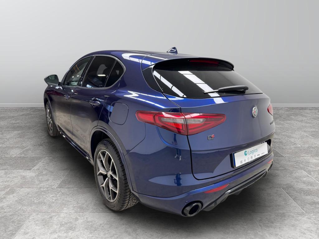 ALFA ROMEO Stelvio 2017 - Stelvio 2.2 t Executive Q4 210cv auto