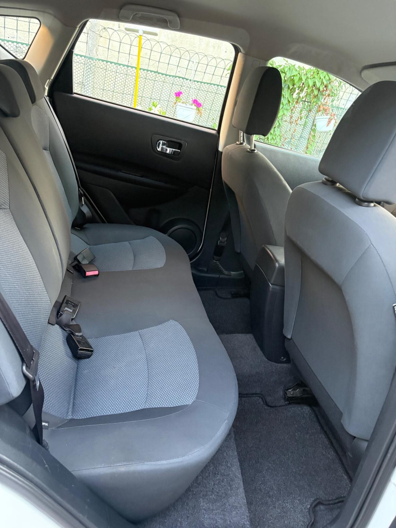 Nissan Qashqai 1.5 dCi anno 2014 garanzia 12/24.