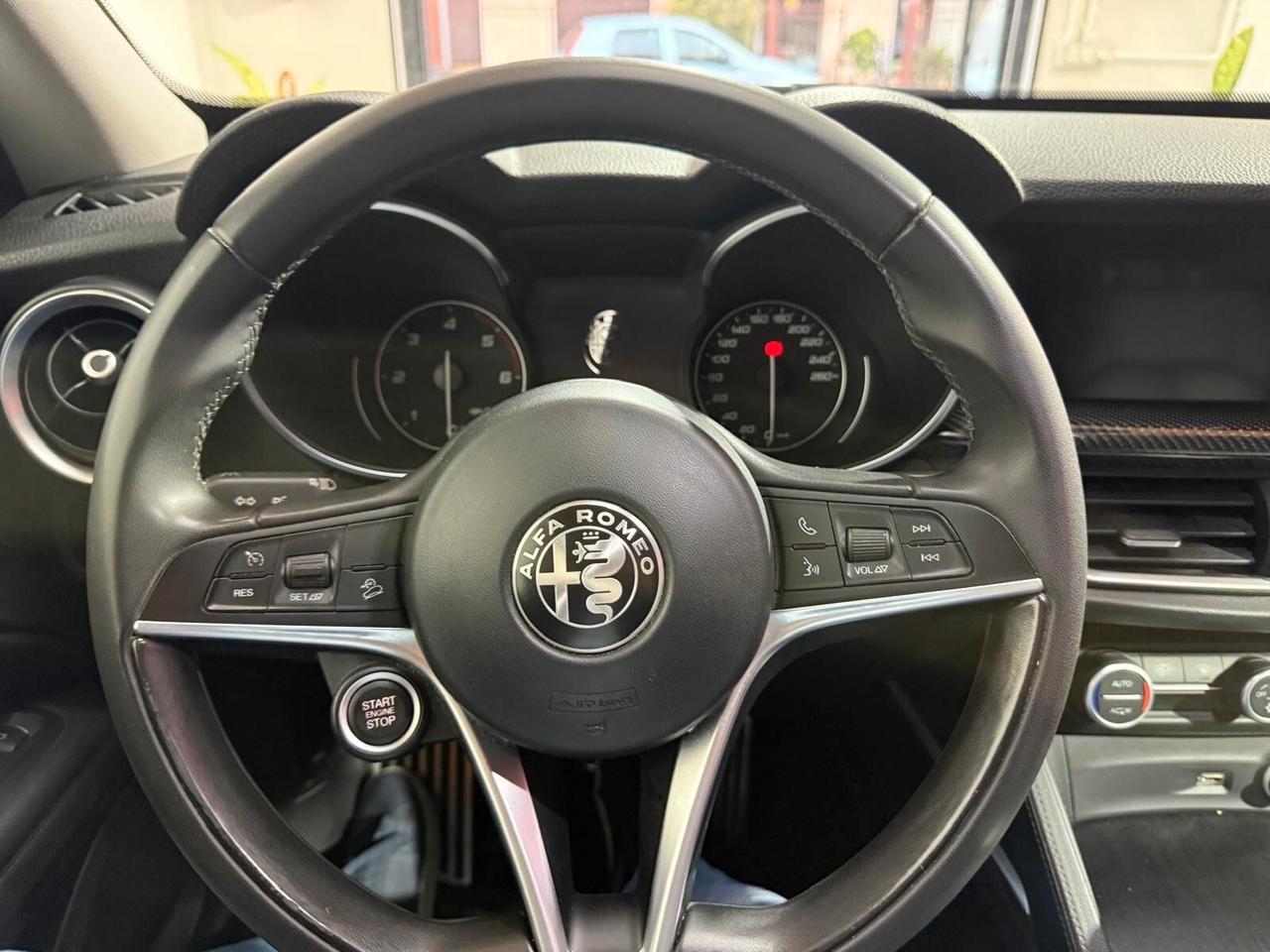 Alfa Romeo Stelvio 2.2 Turbodiesel 210 CV AT8 Q4 Super