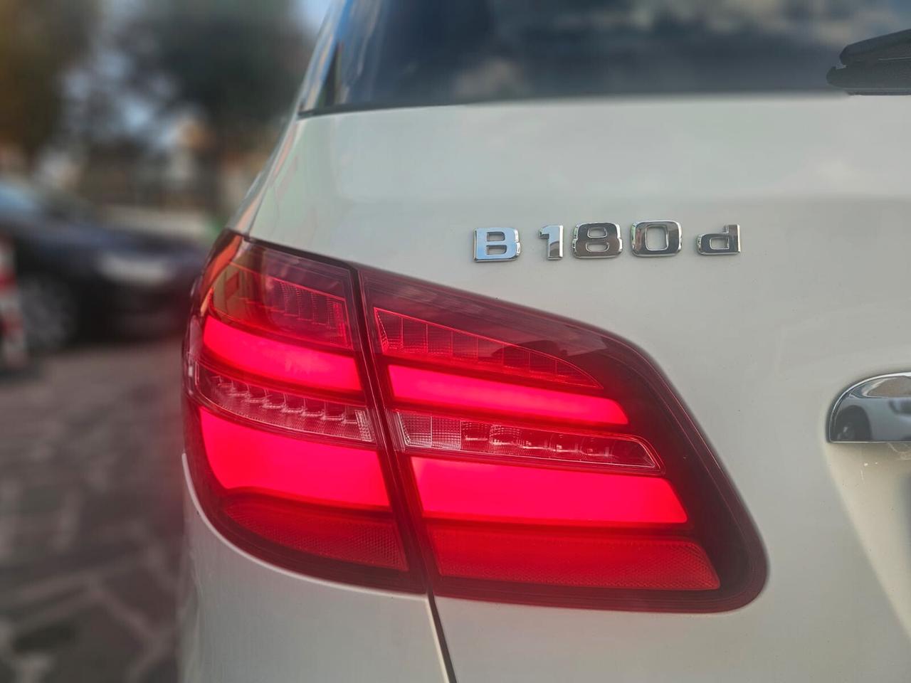 Mercedes-benz B 180 d Premium