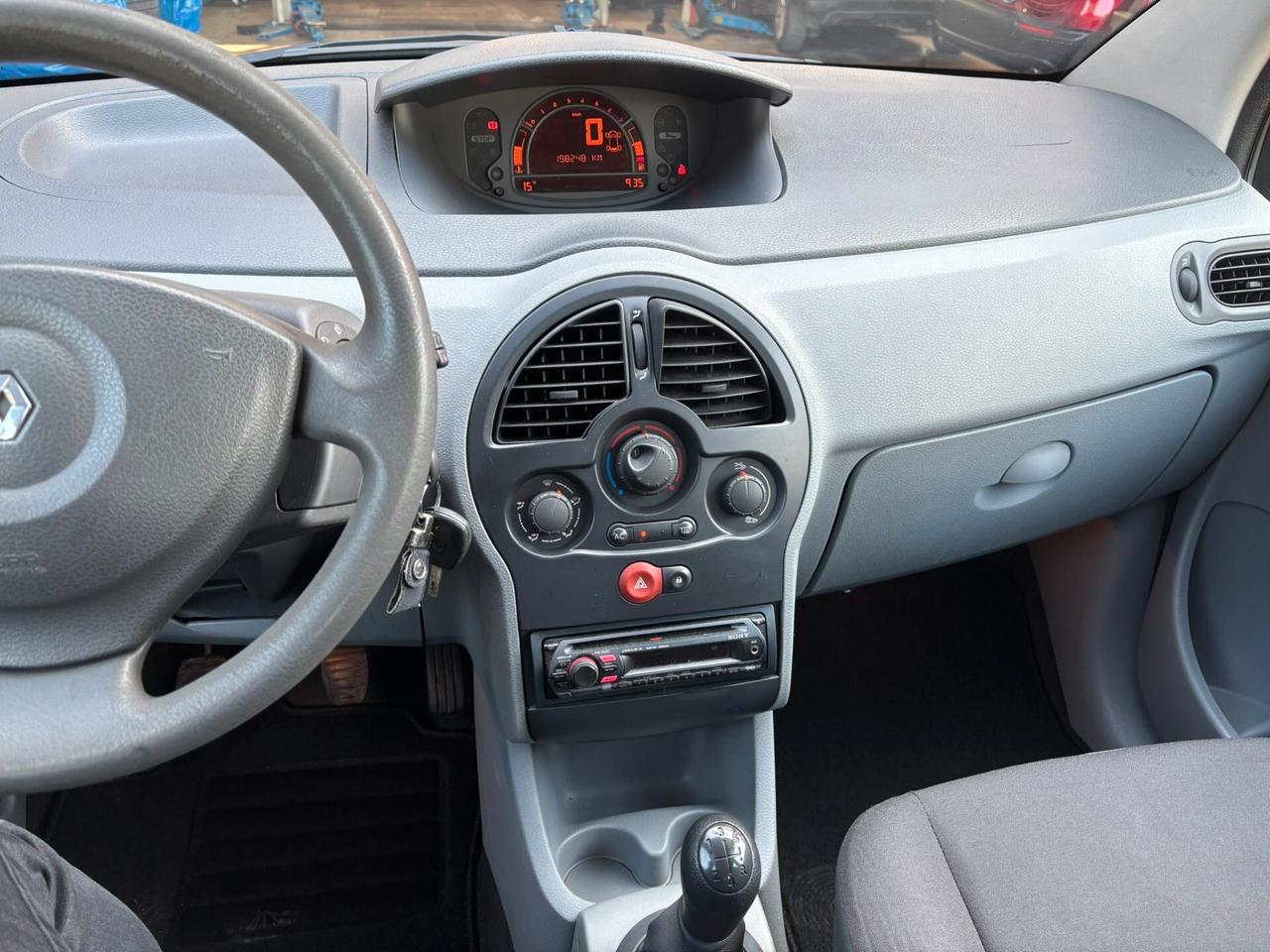 Renault Modus 1.2 16V Saint Tropez