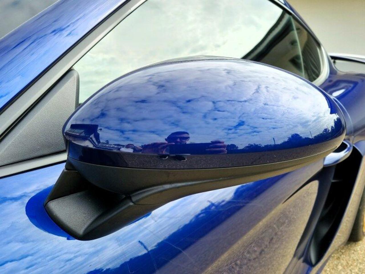 Porsche 718 Cayman GT4 PDK