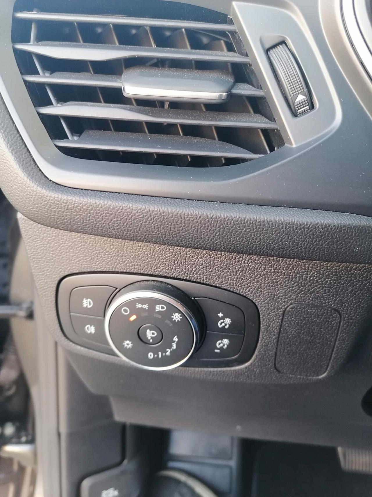 Ford Focus 1.5 EcoBlue 120 CV automatico SW 2022