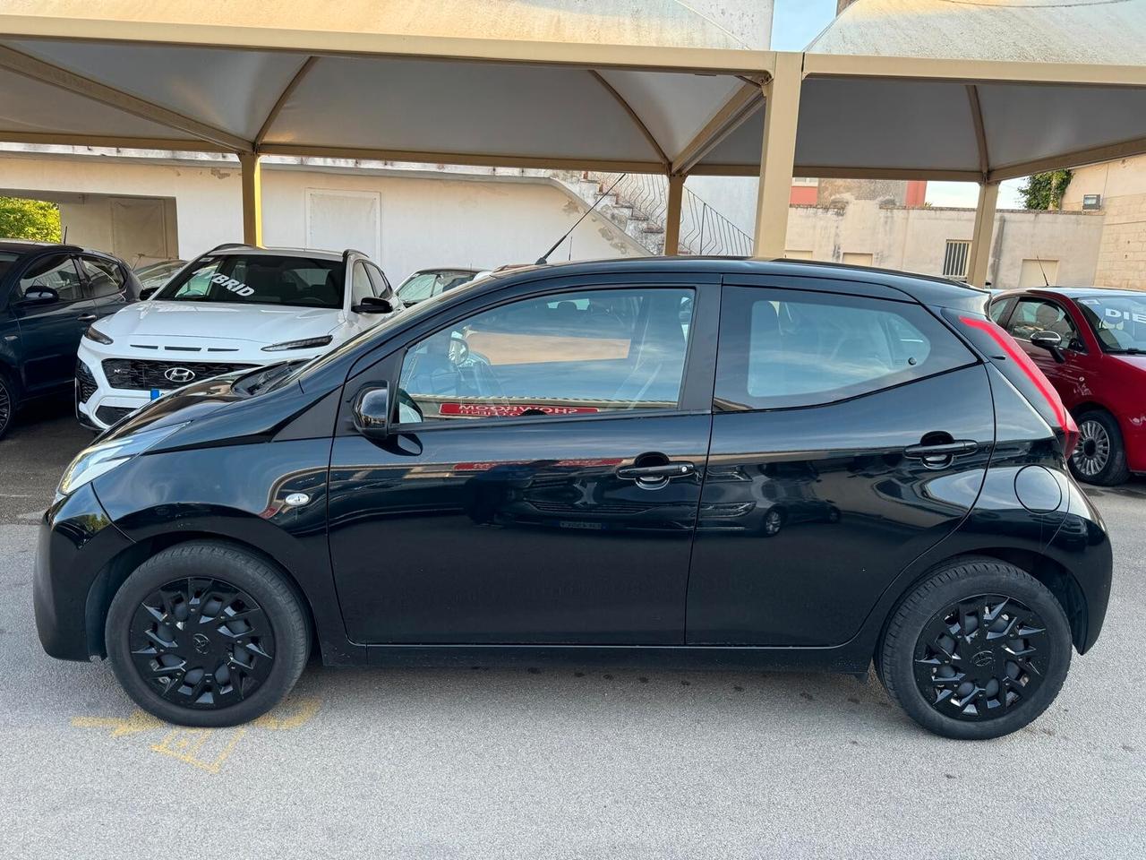 Toyota Aygo Connect 1.0 VVT-i 72CV 5 porte x-cool