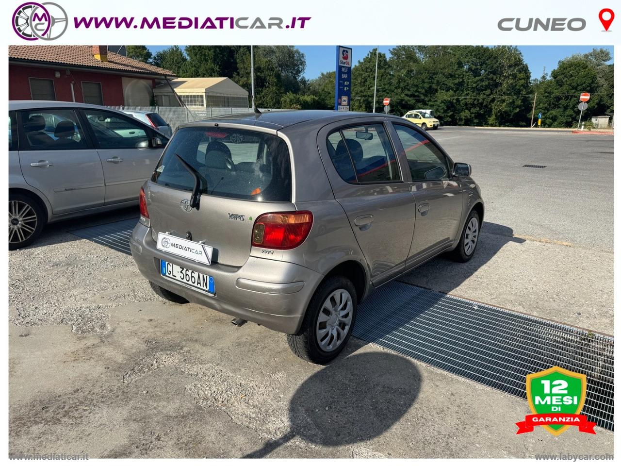 TOYOTA Yaris 1.0 16V 5p.